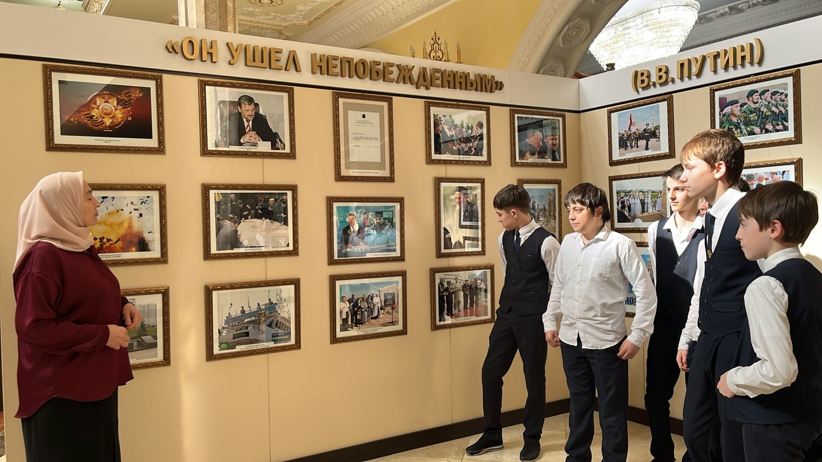 Экскурсия по стенду «Он ушел непобежденным 9 мая 2004 г.»
